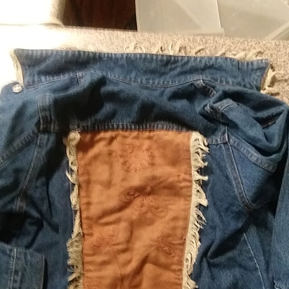 Jacket - Picture 3 of 3